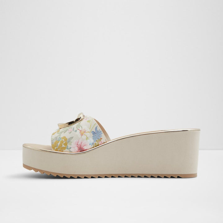 menhaden_beige_